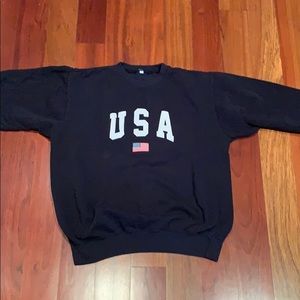 BNWOT Brandy Melville Erica Sweatshirt